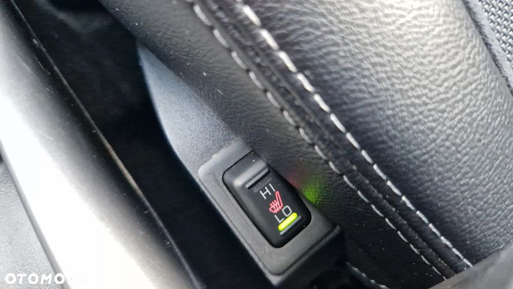 Mitsubishi Outlander 2.0 Intense 2WD - 18