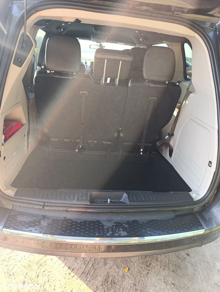 Dodge Grand Caravan - 24