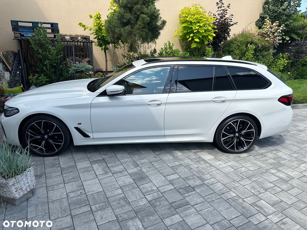 BMW Seria 5 530d xDrive Sport - 32