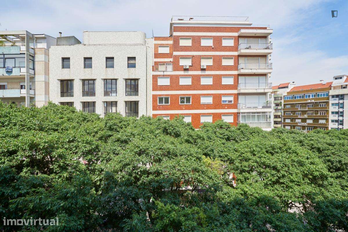 Quarto - localizado em São Sebastião Lisbon - Grande imagem: 5/45