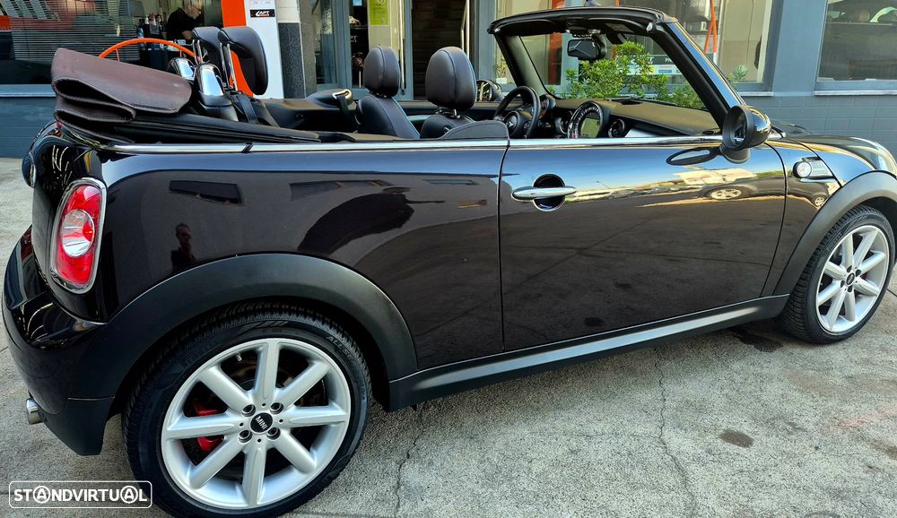 MINI Cabrio - 16