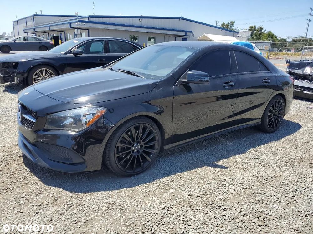 Mercedes-Benz CLA 250 7G-DCT Sport - 1