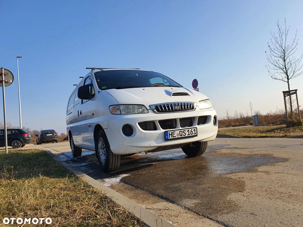 Hyundai H-1 / C12 - 19