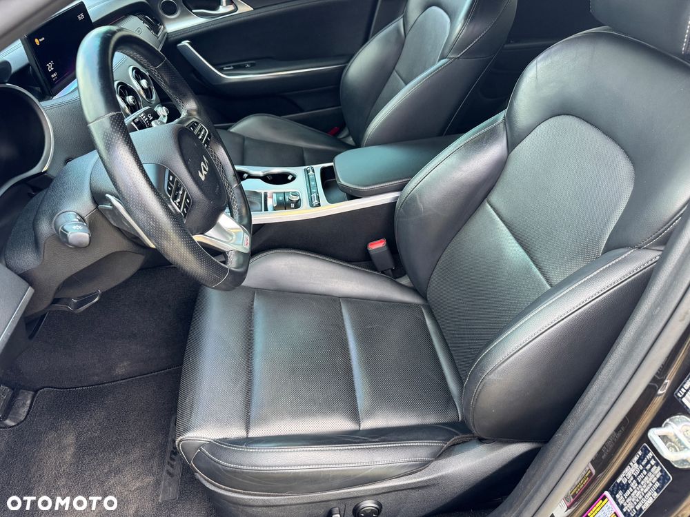 Kia Stinger 3.3 T-GDI AWD GT - 19