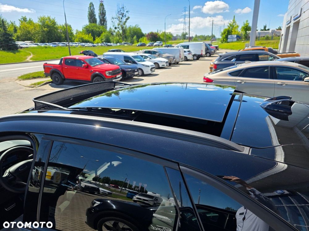 Ford Kuga - 12