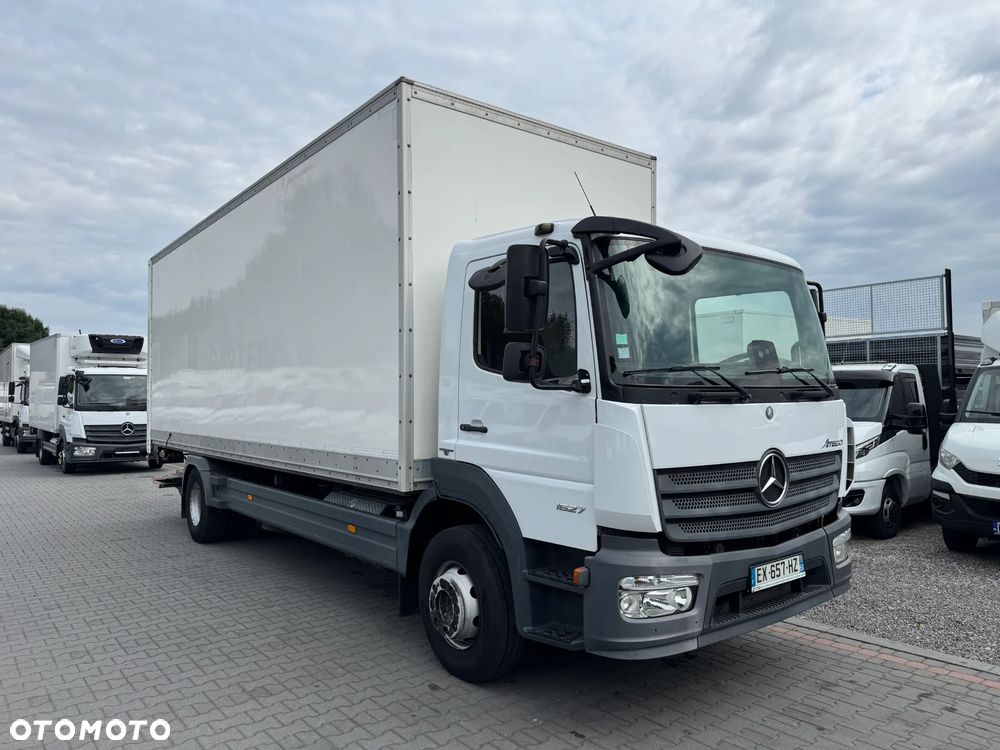 Mercedes-Benz MERCEDES ATEGO1527, 1524,,1523,,,1530,,1224,, 1530 KONTENER FIRANKA CHLODNIA PODWOZIE DO ZABUDOWY KILKA SZTUK - 1