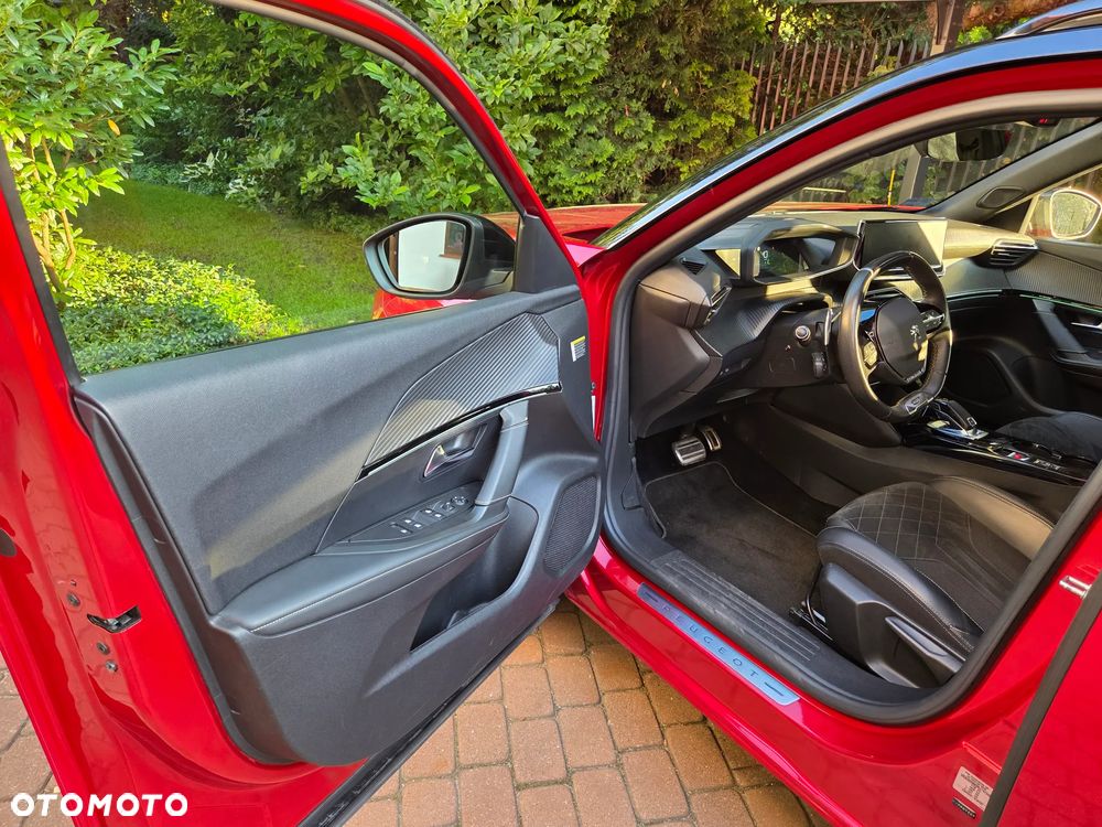 Peugeot 2008 1.2 PureTech GT Pack S&S EAT8 - 18