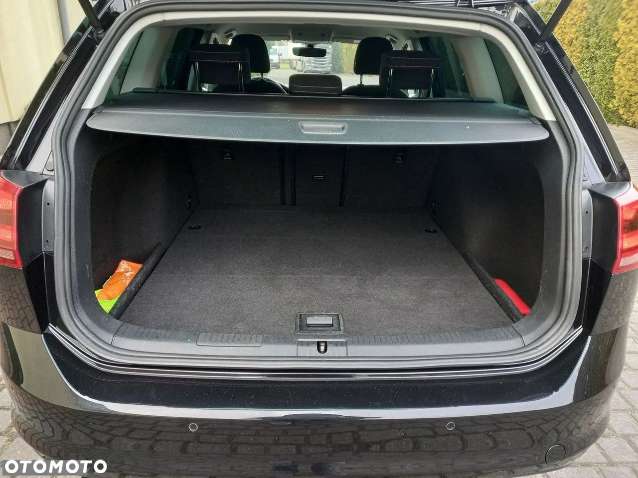 Volkswagen Golf VII 1.6 TDI BMT Trendline - 16