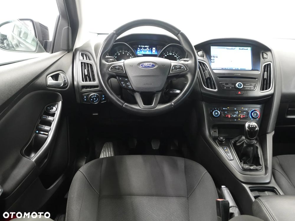 Ford Focus 1.0 EcoBoost 99g Titanium - 30