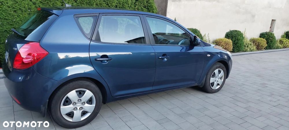 Kia Ceed Cee'd 1.6 Crdi Comfort - 9