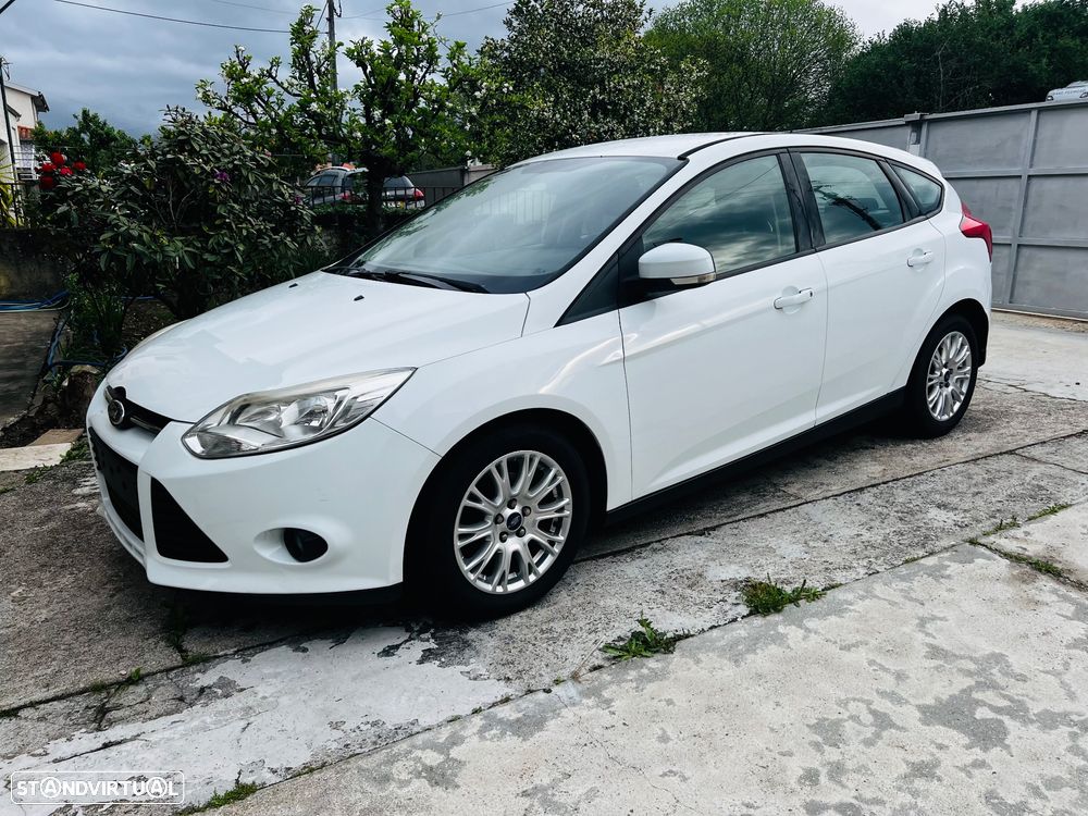 Ford Focus 1.0 SCTi Titanium - 1