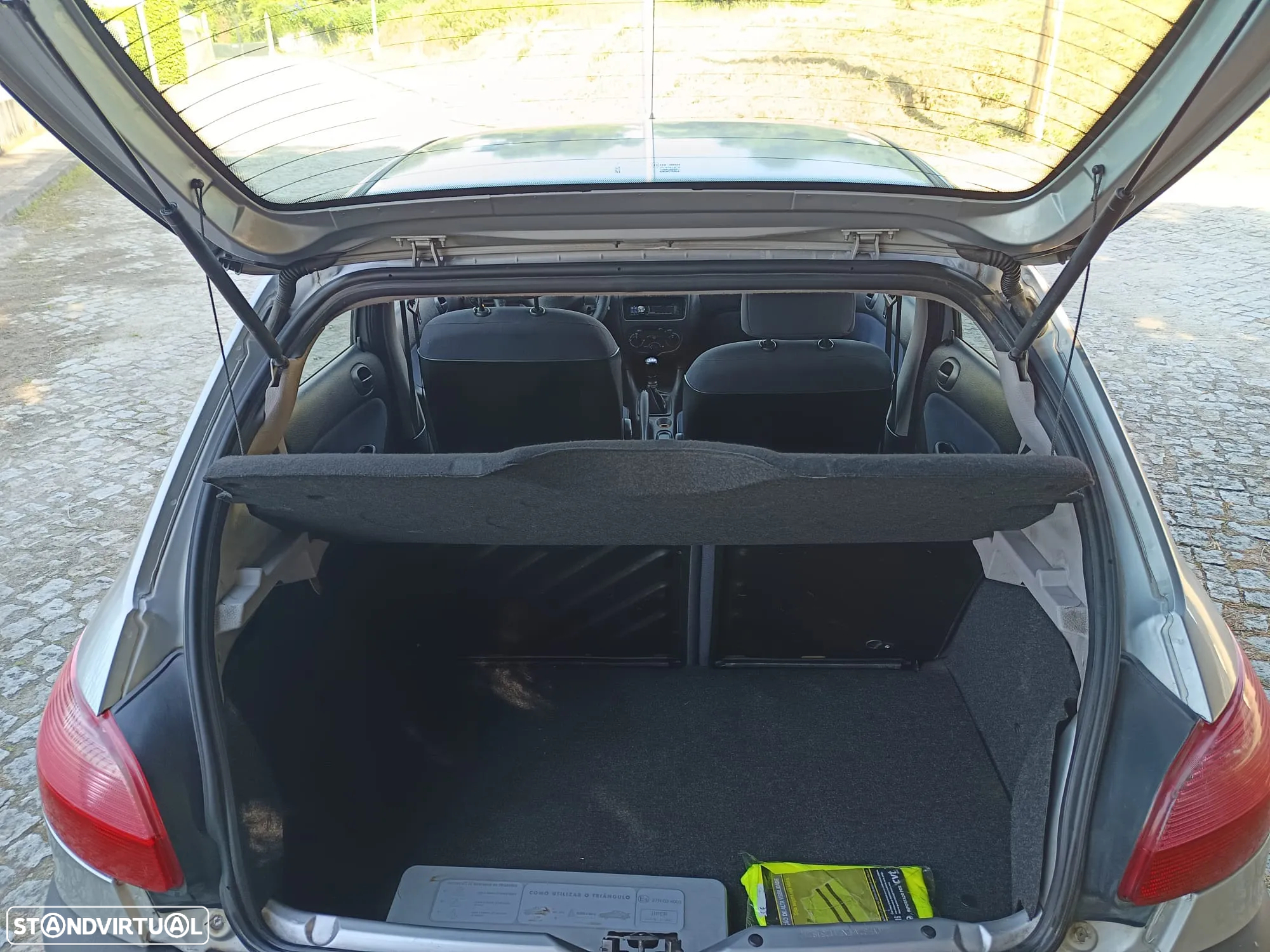 Peugeot 206 1.1 XR - 13