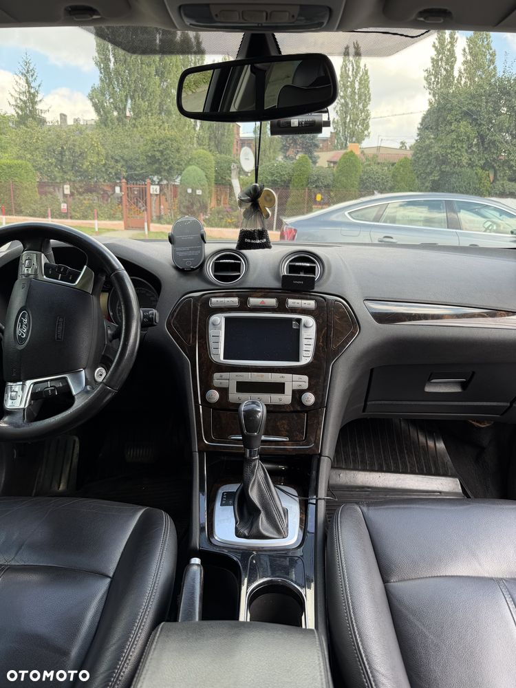 Ford Mondeo 2.0 TDCi Ghia - 26