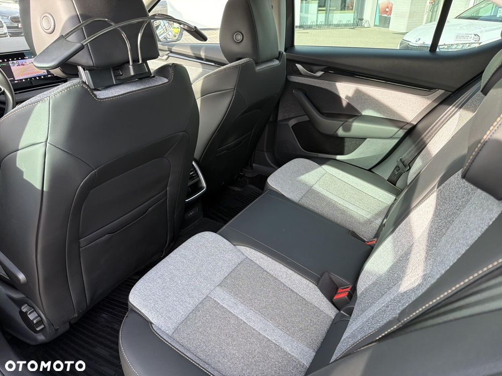 Skoda Octavia 1.5 TSI mHEV Selection DSG - 20