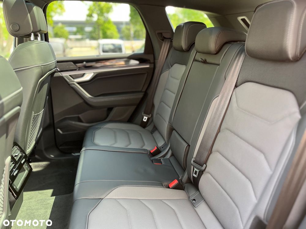 Volkswagen Touareg V6 TDI SCR 4Motion FINAL EDITION - 31