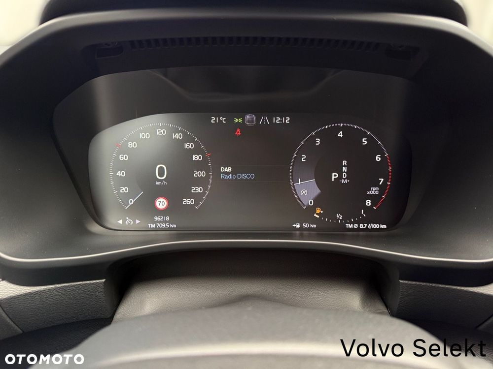 Volvo XC 40 - 18