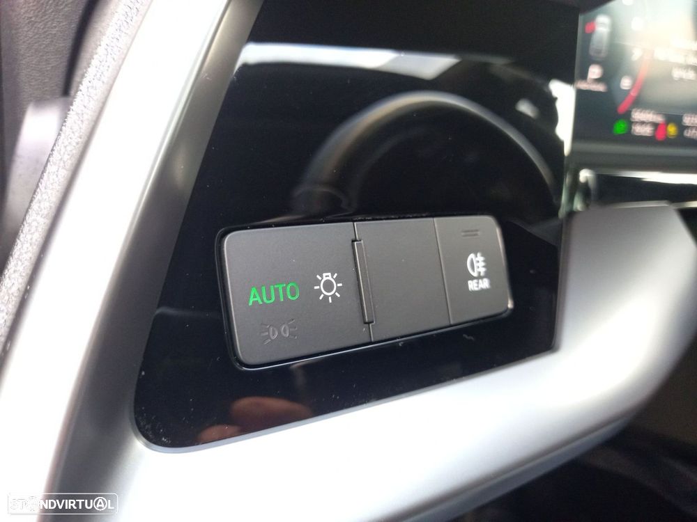 Audi A3 Sportback 30 TFSI Advanced S tronic - 17