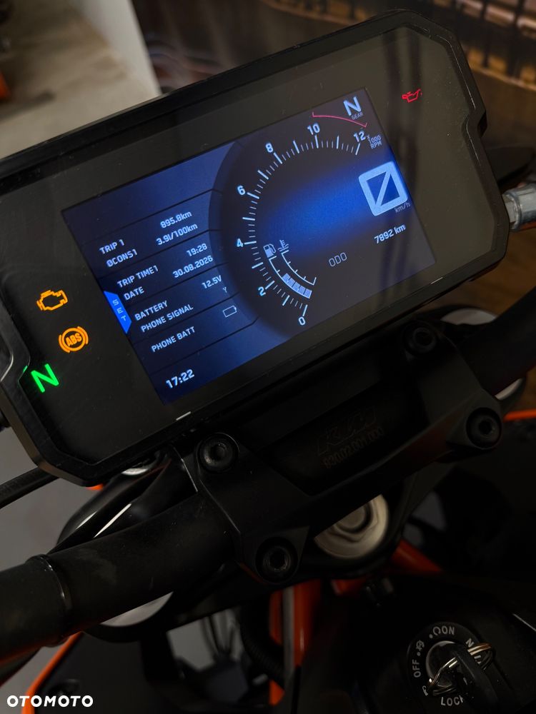 KTM Duke 390 - 17