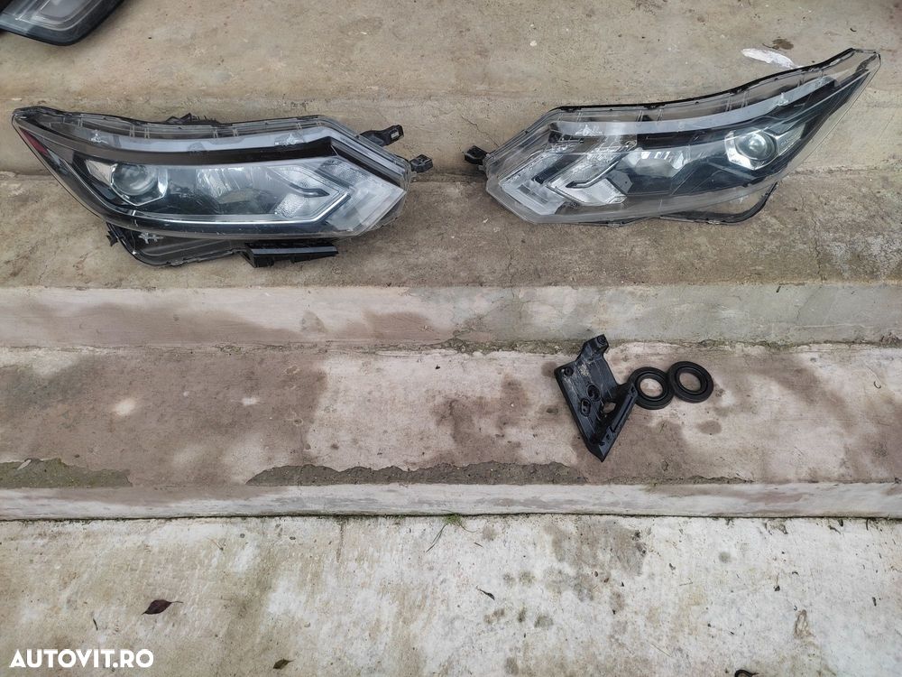 Sticle far Nissan Qashqai 2 facelift - 1