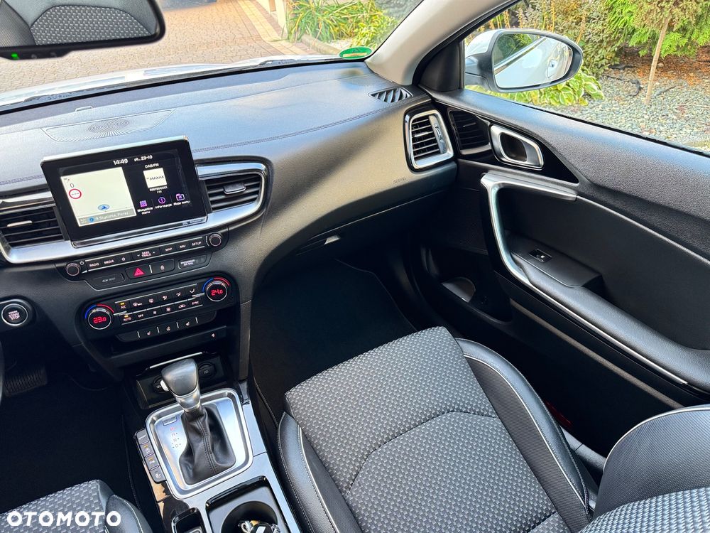 Kia Ceed 1.4 T-GDI DCT OPF Platinum Edition - 18