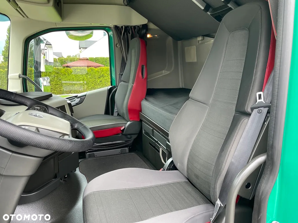 Volvo FH4 500XXL**2018/19**STANDARD**SALON POLSKA** - 14