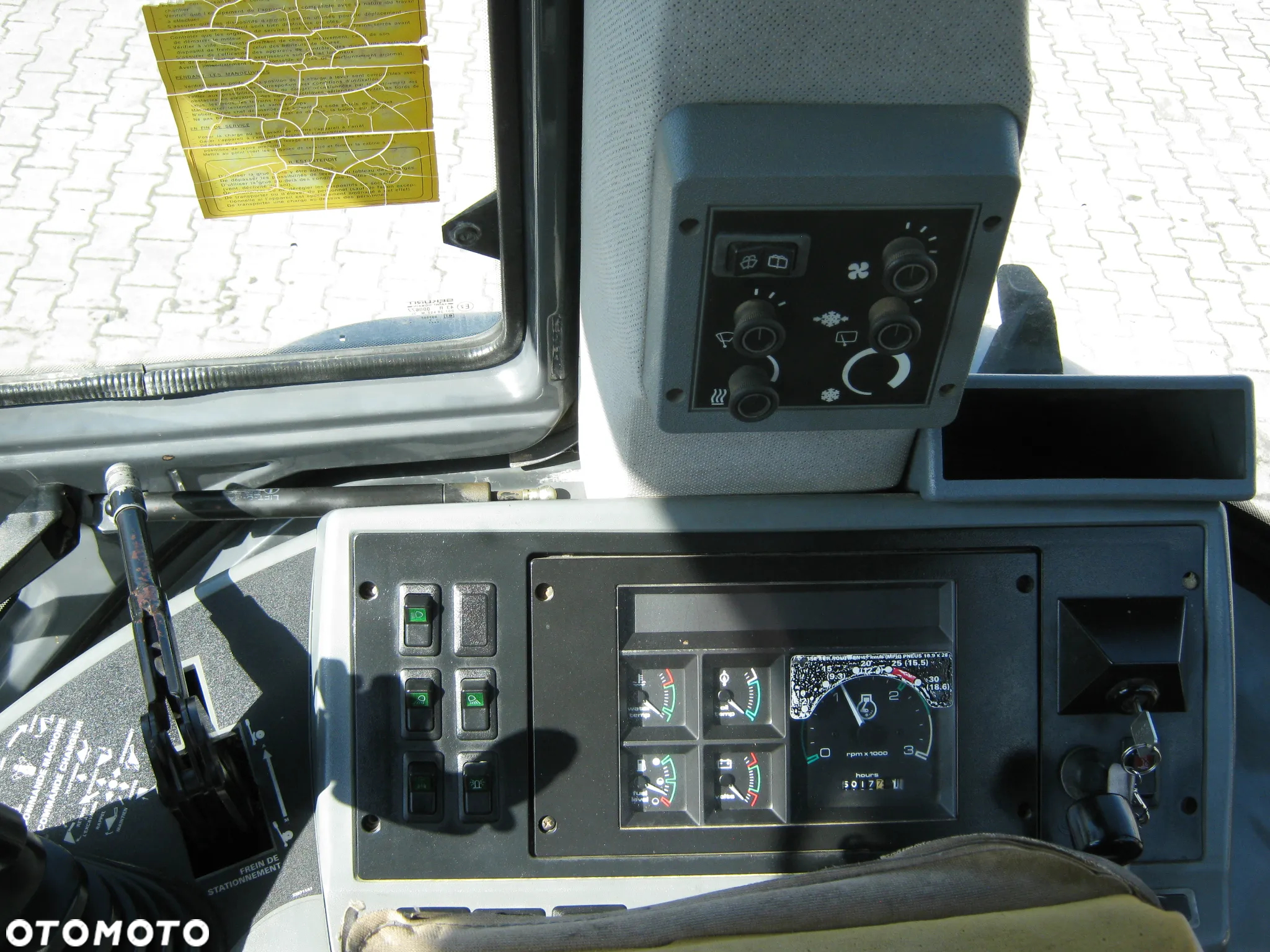 Case 580 SUPER LE SPROWADZONY - 11