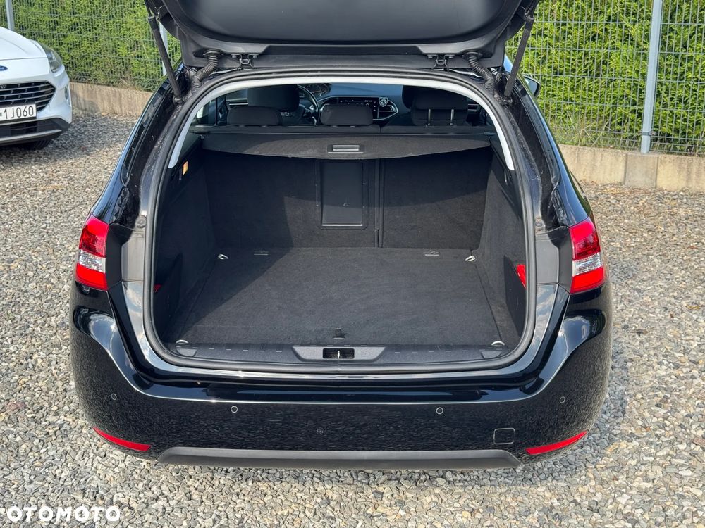 Peugeot 308 SW 1.6 BlueHDi Active S&S - 26
