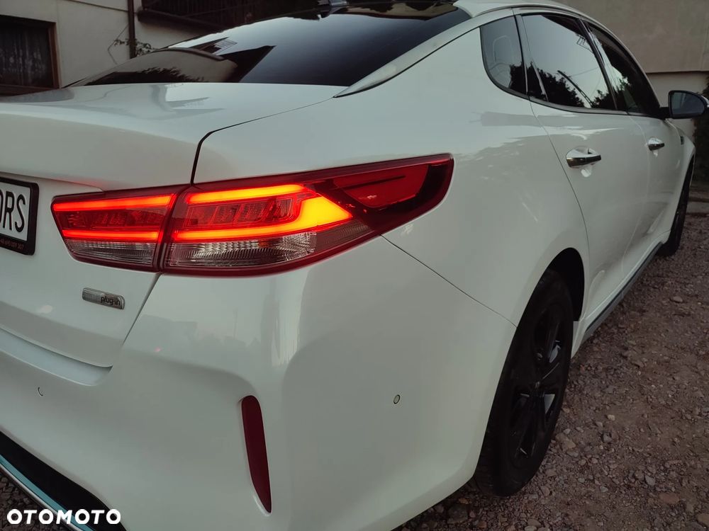 Kia Optima Plug-in Hybrid - 17