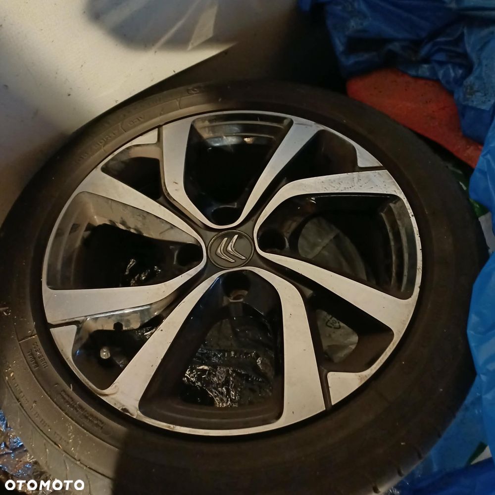 Citroën C3 1.2 PureTech Shine S&S EAT6 - 13