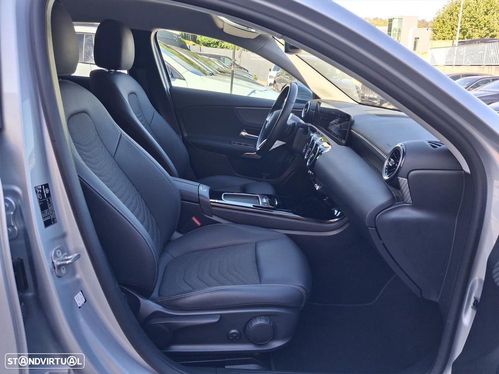 Mercedes-Benz A 250 Limousine - 14
