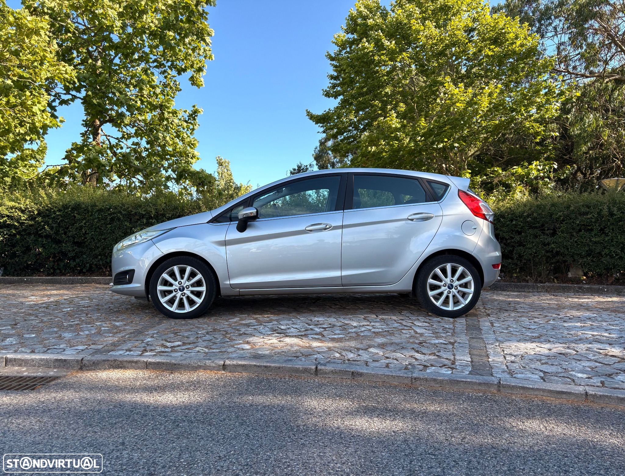 Ford Fiesta - 4