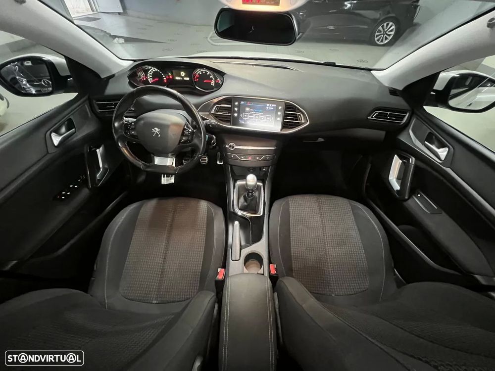 Peugeot 308 1.2 PureTech Style - 14