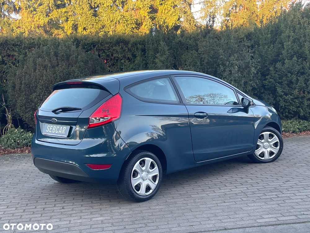 Ford Fiesta 1.25 SYNC Edition - 32