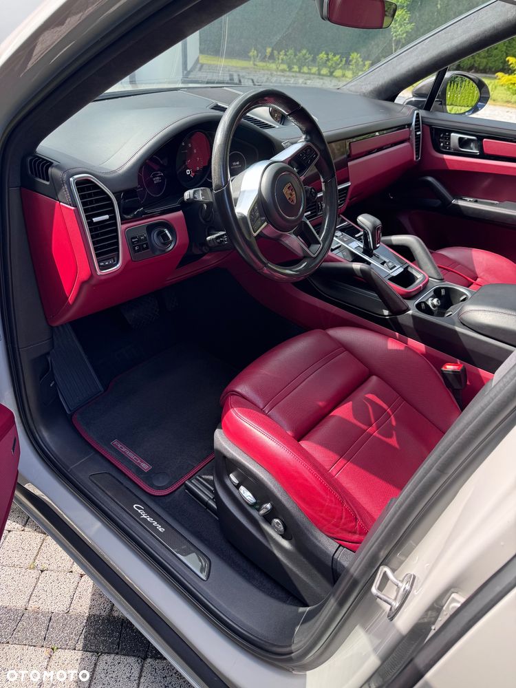 Porsche Cayenne - 11