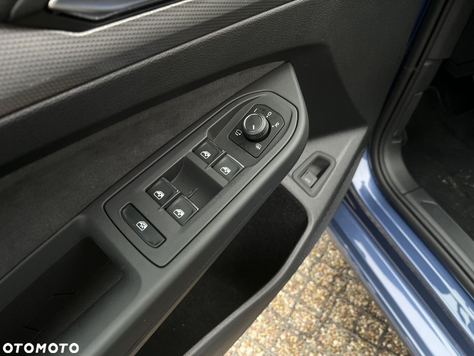 Volkswagen Golf - 14