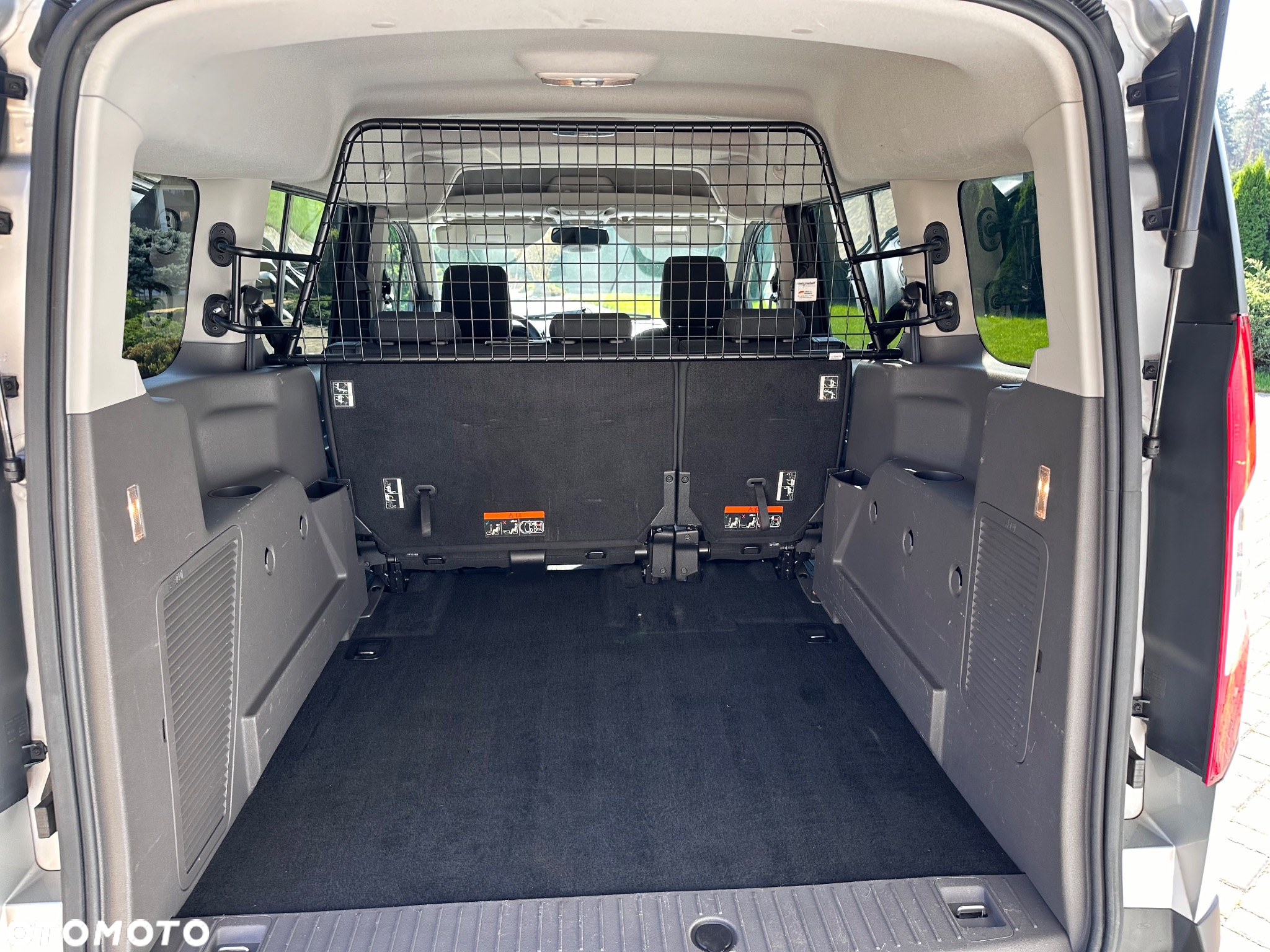 Ford Tourneo Connect Grand - 23