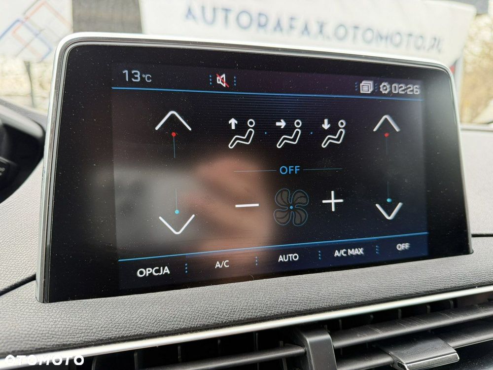 Peugeot 5008 1.5 BlueHDi Allure S&S - 21