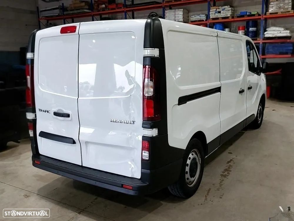 Renault Trafic 2.0 dCi L2H1 1.2T - 2