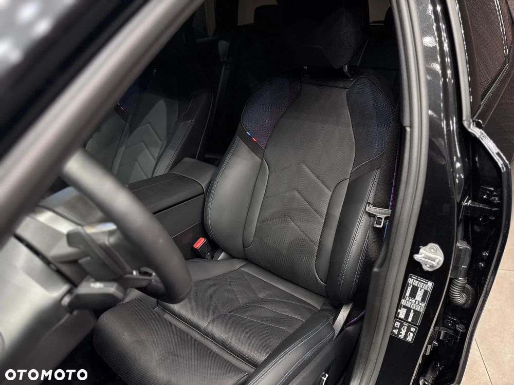 BMW Seria 5 520d xDrive mHEV M Sport - 11