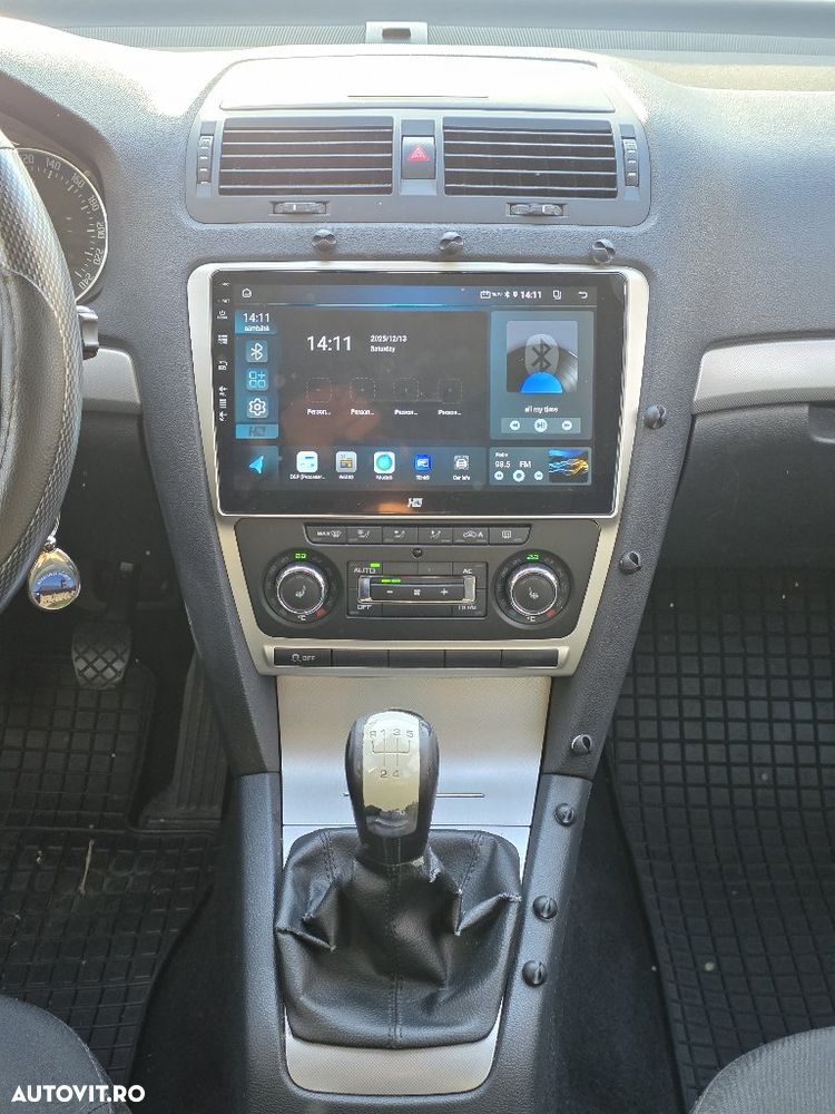 Skoda Octavia 1.6 TDI DPF Elegance - 11