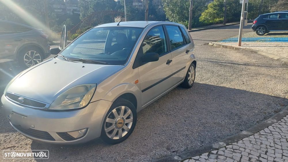 Ford Fiesta 1.25 Ghia - 7