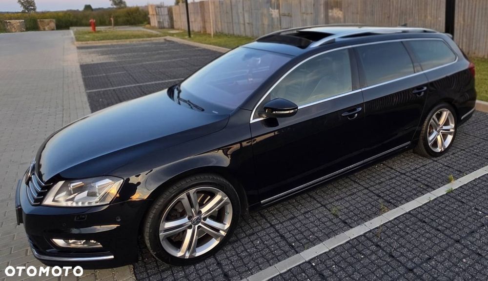 Volkswagen Passat - 4