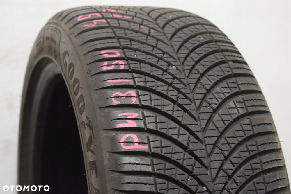R17 225/45 Goodyear Vector 4 Seasons GEN-2 RSC 94W Wysyłka gratis! - 1