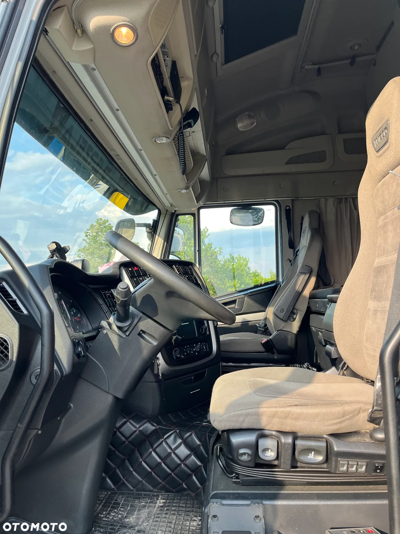 Iveco - 33