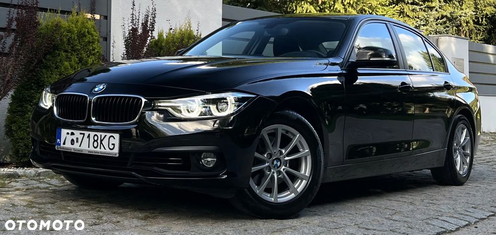BMW Seria 3 318i Sport Line - 38