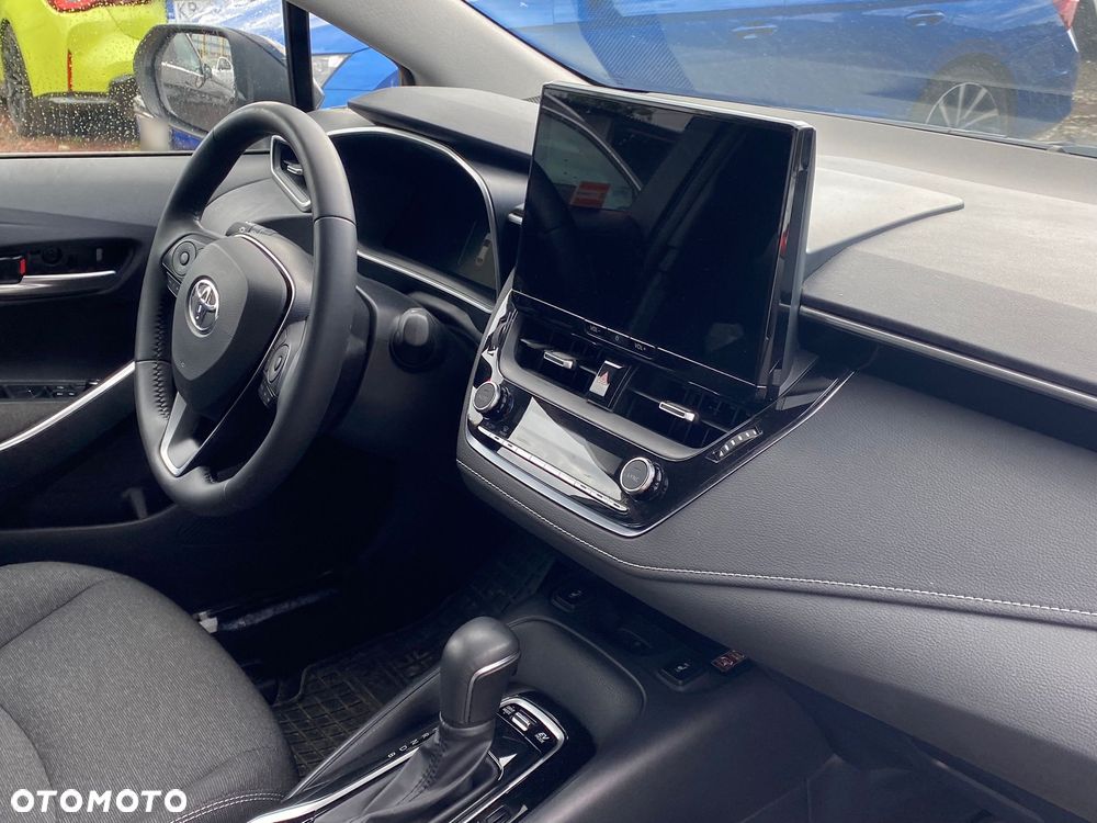 Toyota Corolla 1.8 Hybrid Comfort - 13