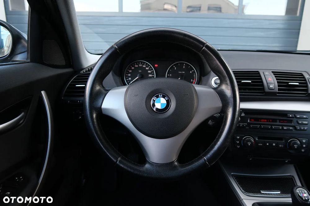 BMW Seria 1 118d - 13