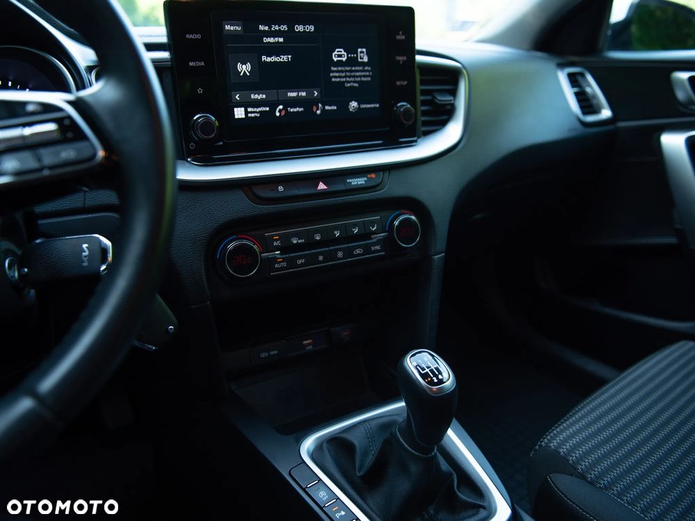 Kia Ceed 1.5 T-GDI M - 27