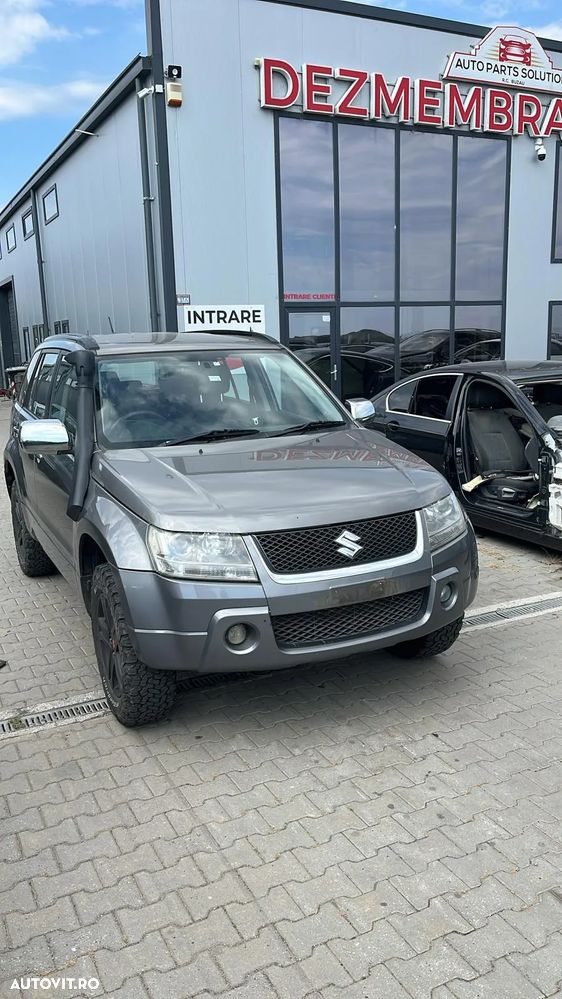 Dezmembram Suzuki Grand Vitara 1.9DCI an fabricatie 2009 - 1