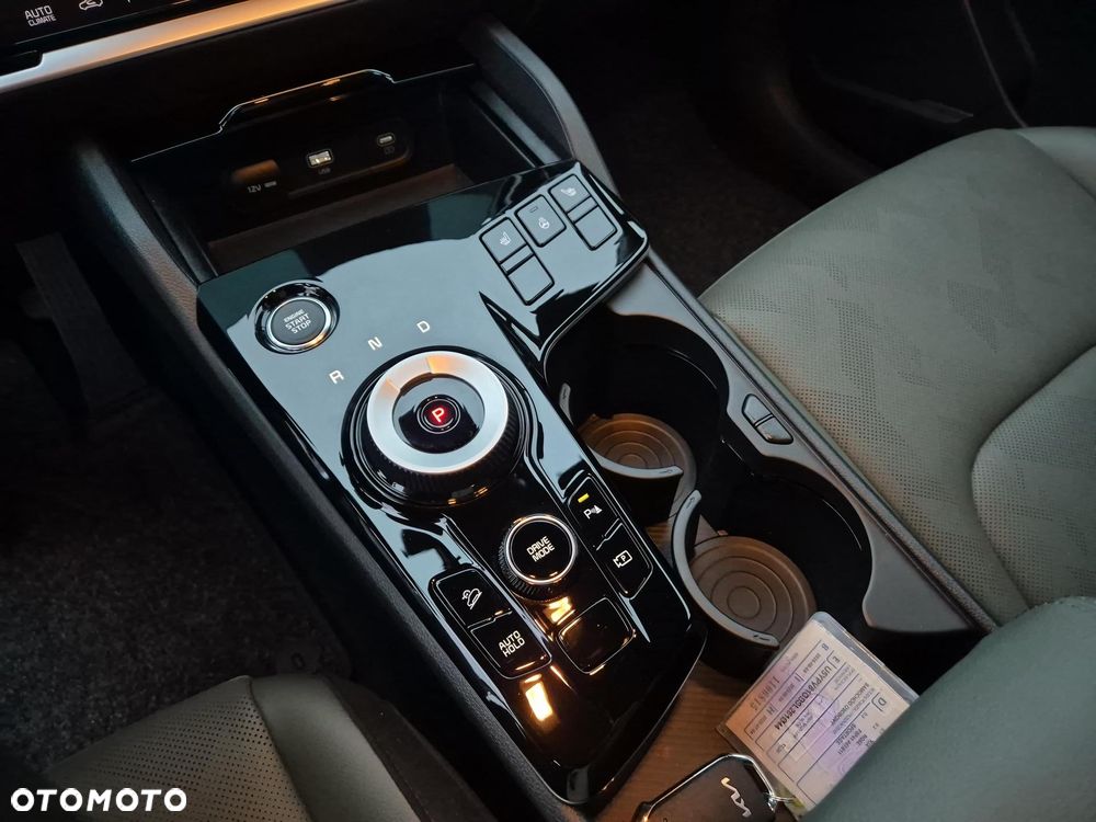 Kia Sportage 1.6 T-GDI HEV Anniversary 2WD - 15